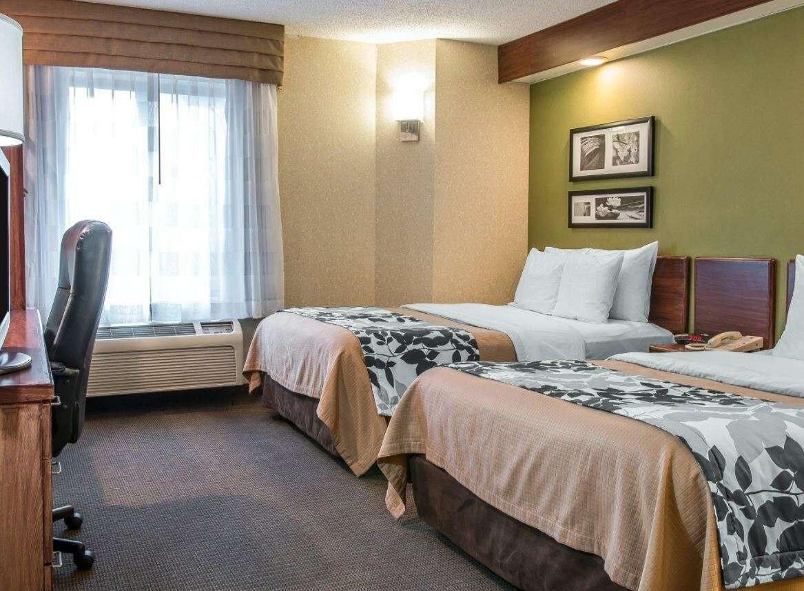 מלון Baymont By Wyndham Flat Rock מראה חיצוני תמונה