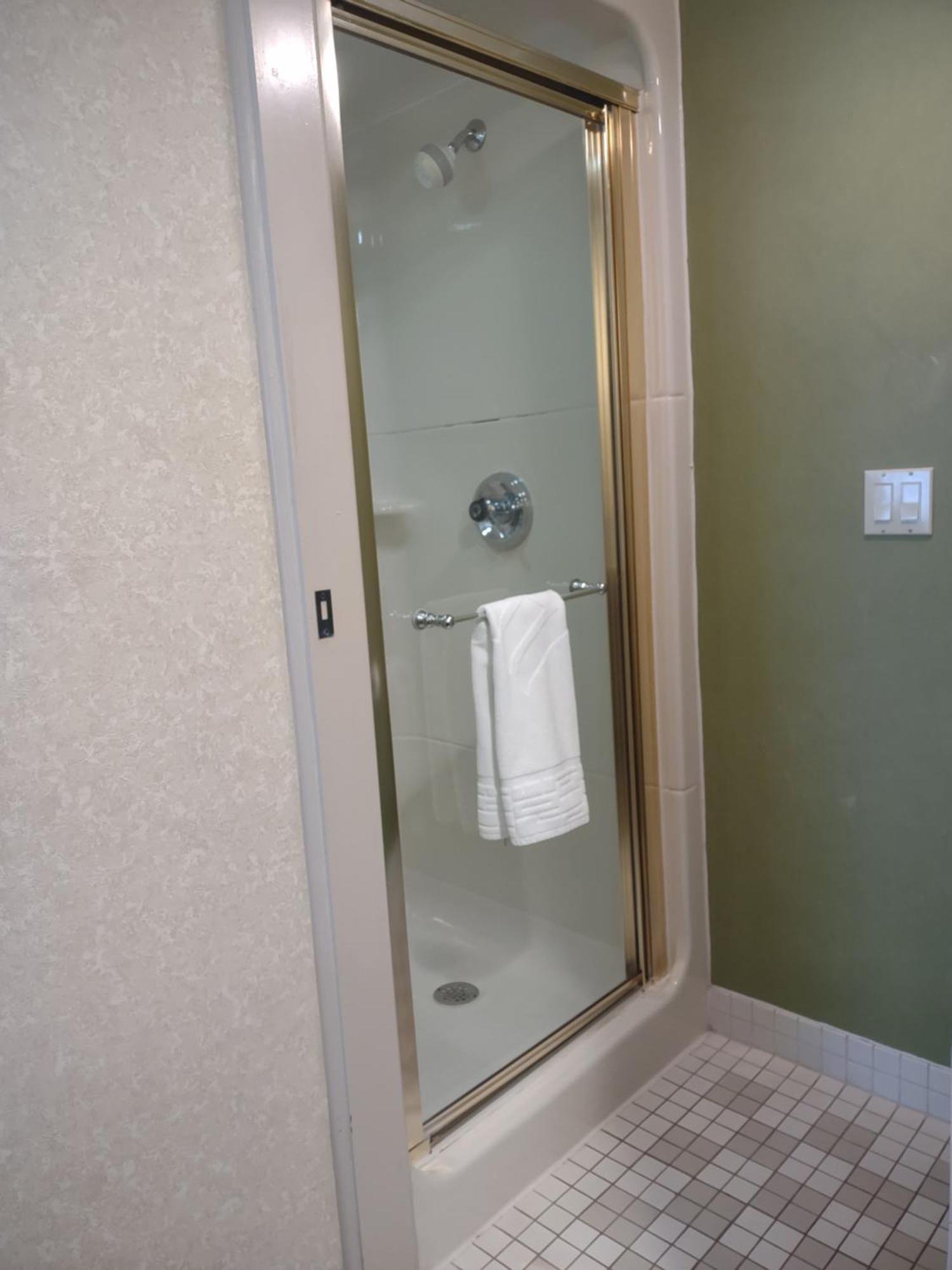 מלון Baymont By Wyndham Flat Rock מראה חיצוני תמונה